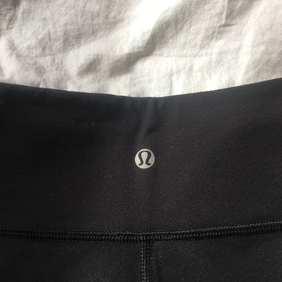 Lululemon Wonder Under Gold Goddess Leggings - Picture 2 of 4